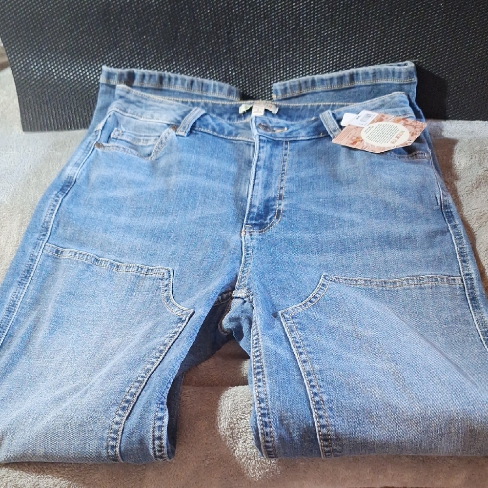 NWT Molly Yeh Women's Light Blue Denim Jeans